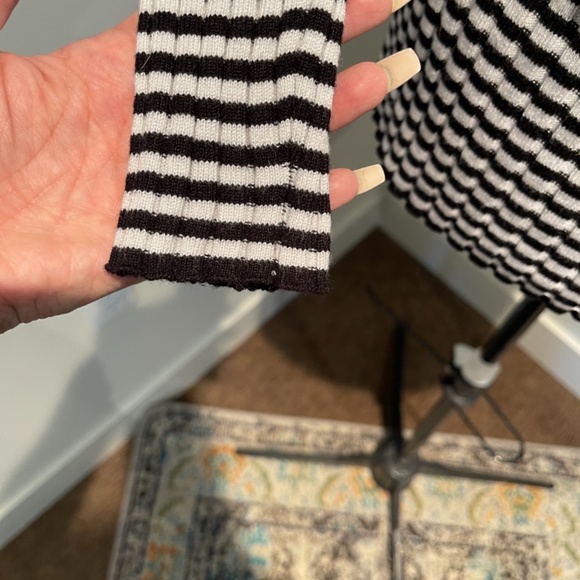 Cable and Gauge - Picture 4 of 4